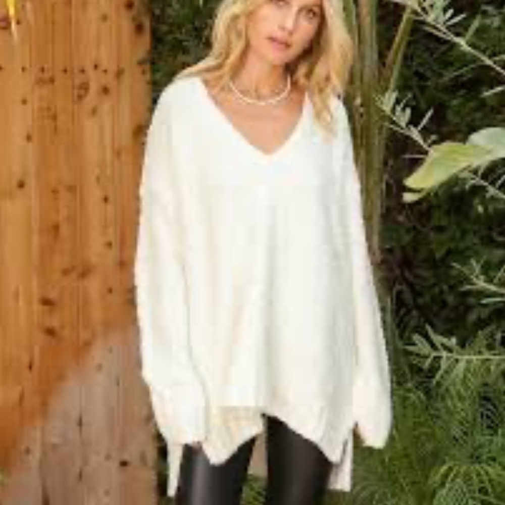 Showโ Me Your Mumu Hug Me Sweater Coconut Cream Fuzzy V-Neck Women Sz XS